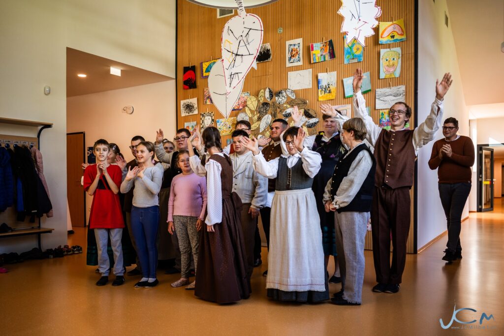 Demonstration and dance workshop led by students with disabilities