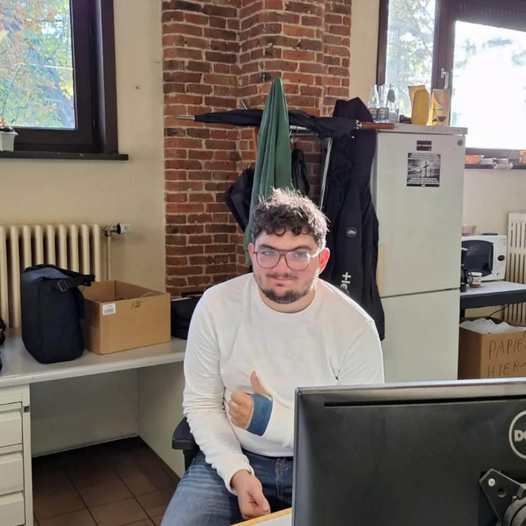 Mathéo Villegas au service informatique du lycée Don Bosco