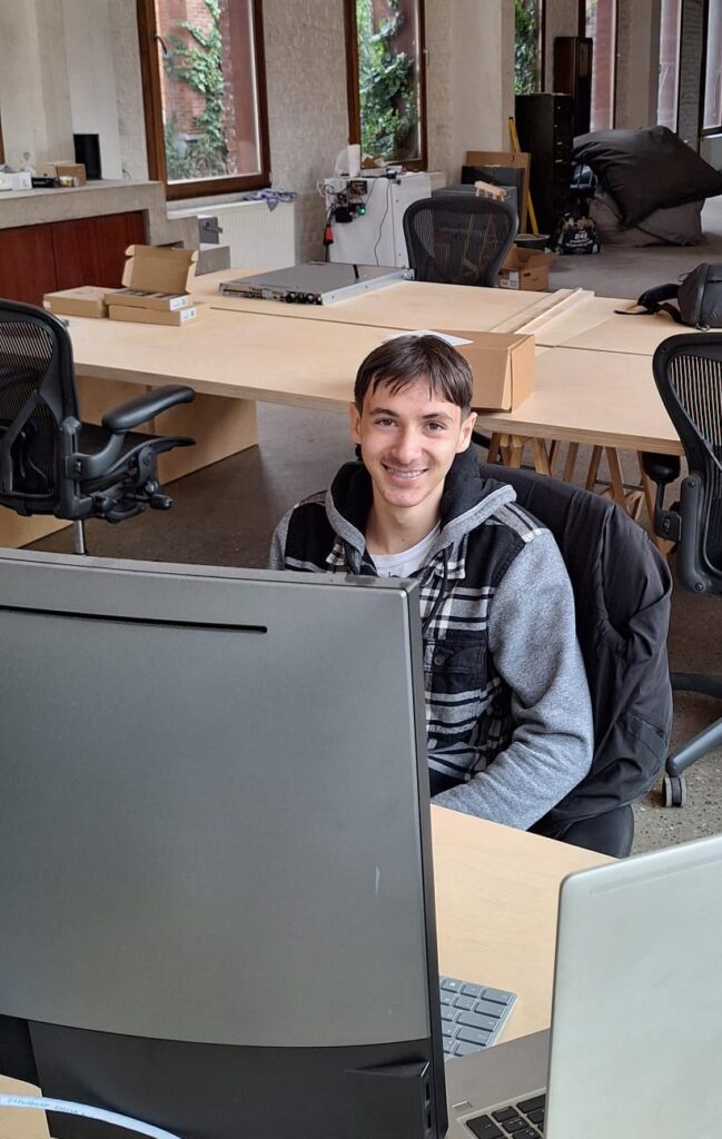 Sohan Bossuyt on an internship in Brussels - Commuting daily from Ghent